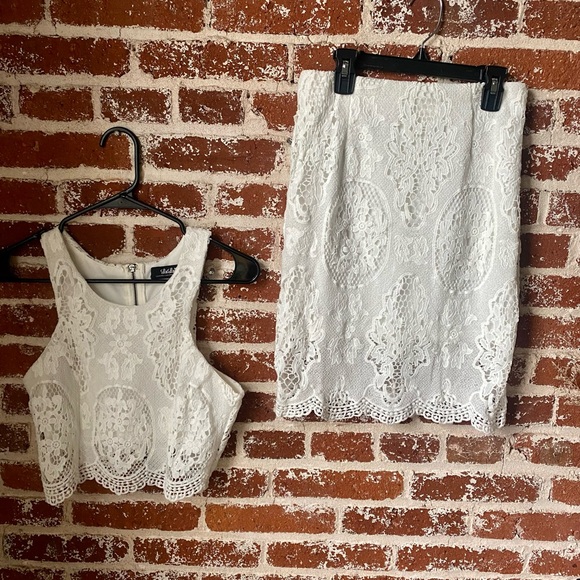 Lulus white 2-piece lace dress - Picture 2 of 5